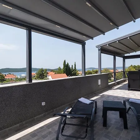 Nikita Penthouse Lägenhet Zaboric